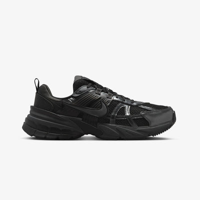 Nike | V2K RUN  { BLACK/DK SMOKE GREY-ANTHRACITE