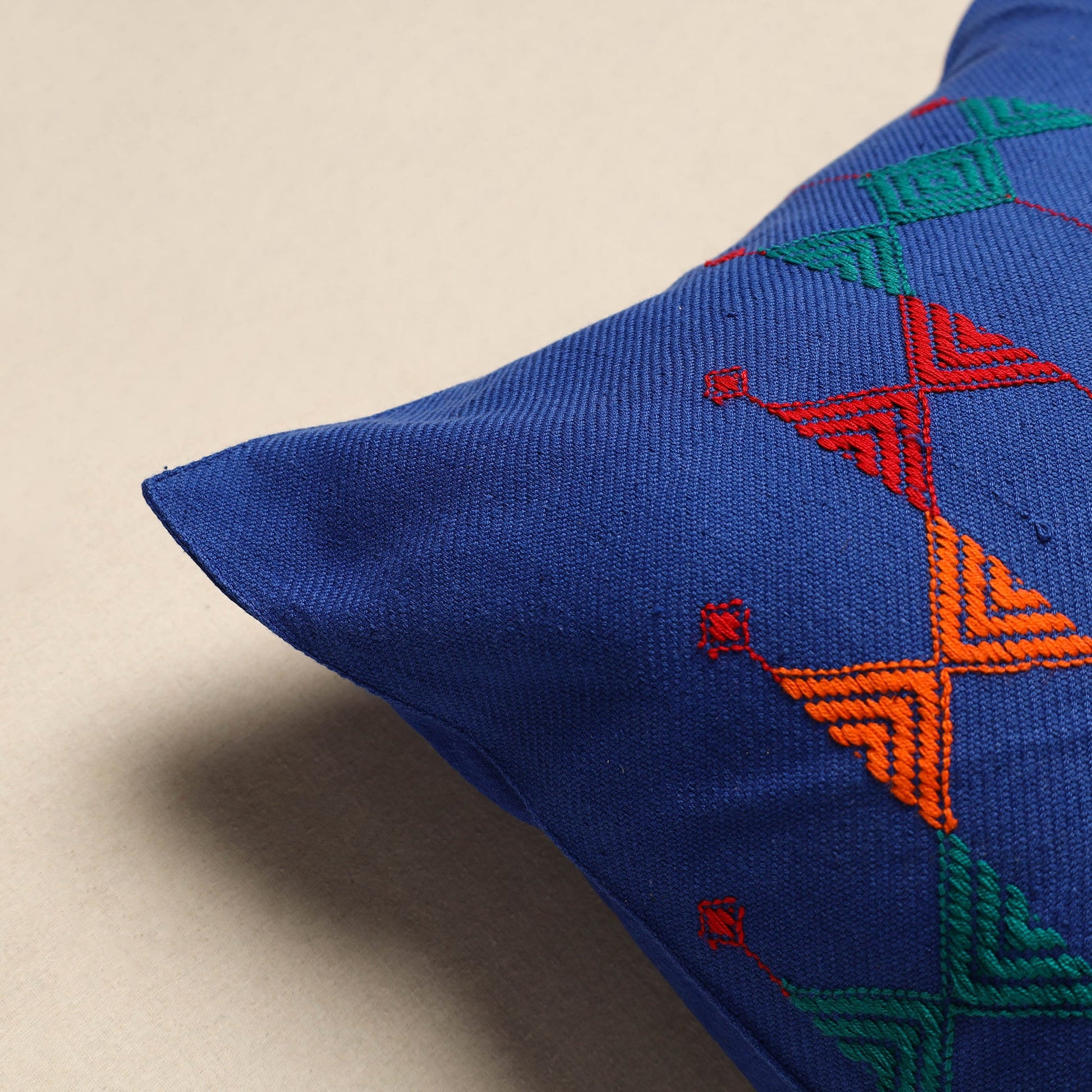Urmul Kashida Stitch Handloom Cotton Cushion Cover 33