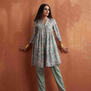 trueBrowns Green Print Flared Kurta Co-ord Set