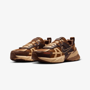 Nike | V2K RUN { LT BRITISH TAN/LT BRITISH TAN-SESAME
