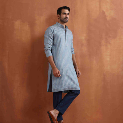 trueBrowns Men's Blue Chanderi Kurta