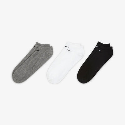 NIKE | EVERYDAY LIGHTWEIGHT { MULTI-COLOR