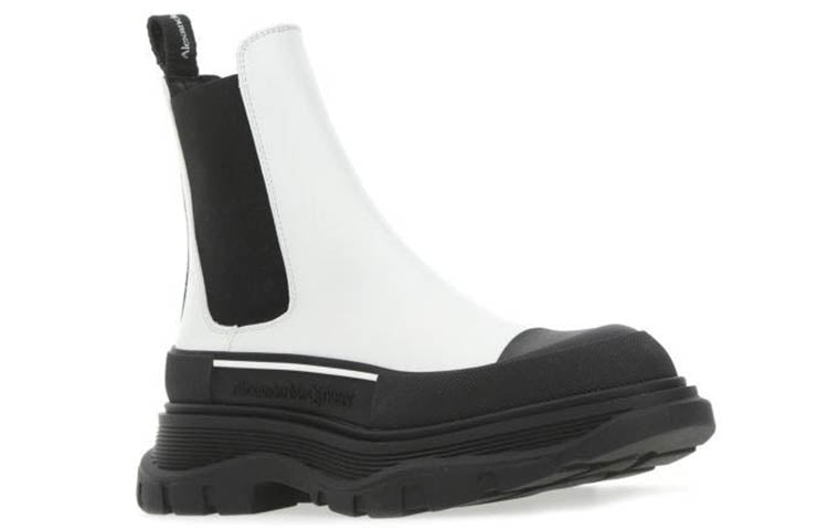 Alexander Mcqueen Tread Slick Boot White Black (Women'S)