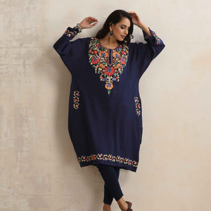 trueBrowns Blue Kashmiri Floral Embroidered Woollen Phiran Kurta