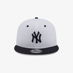 New Era | NEW YORK YANKEES WHITE CROWN PATCH WHITE 9FIFTY SNAPBACK CAP  { WHITE