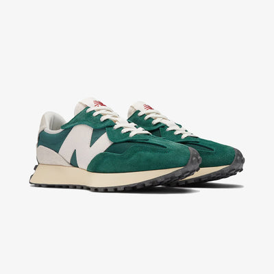 New Balance | 327  { MARSH GREEN