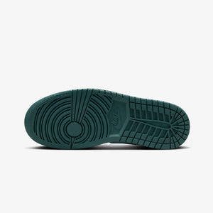 JORDAN | AIR JORDAN 1 MID SE { WHITE/BLACK-LIGHT DEW-OXIDIZED GREEN