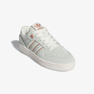 Adidas Originals | RIVALRY LOW  { LINEN GREEN/IVORY/CLAY STRATA