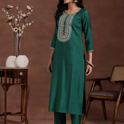 Green Yoke Design Silk Blend Straight Suit With Dupatta