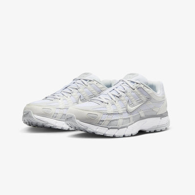 Nike | P-6000  { MTLC SUMMIT WHT/WHITE-PURE PLATINUM
