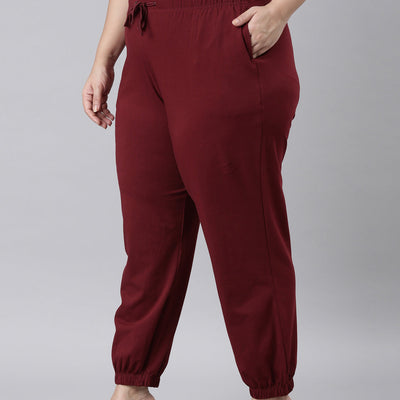 Women Solid Maroon Mid Rise Casual Joggers