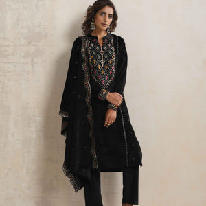 trueBrowns Black Velvet Geometric Embroidered Kurta Pant Dupatta Set