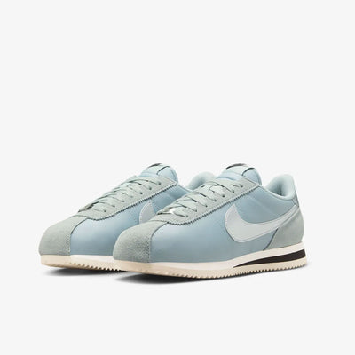 NIKE | CORTEZ TEXTILE { LIGHT PUMICE/METALLIC SILVER