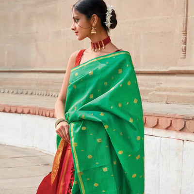 Aquamarine Handloom Kanchipuram Silk Saree With Contrast Pallu