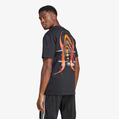 Adidas Originals | REKIVE GRAPHIC TEE  { BLACK