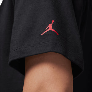 Jordan | FLIGHT HERITAGE GRAPHIC T-SHIRT  { BLACK/GYM RED