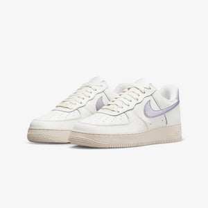 Nike | AIR FORCE 1 '07 { SAIL/OXYGEN PURPLE