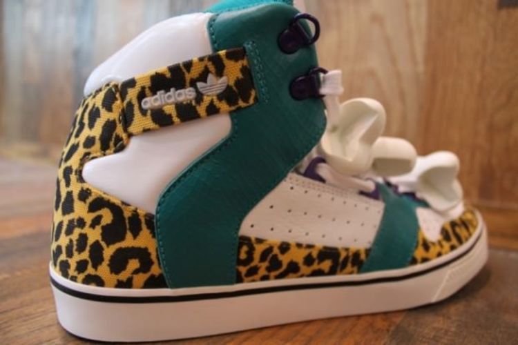 adidas JS Bones Jeremy Scott Flintstones
