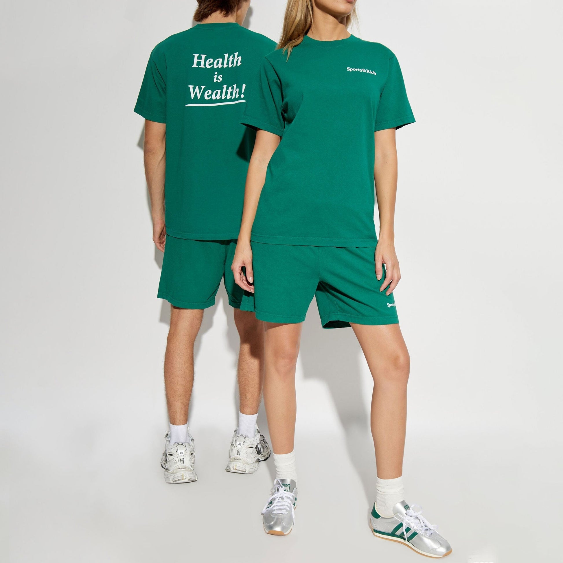 SPORTY & RICH | HEALTH IS WEALTH T-SHIRT { GREEN