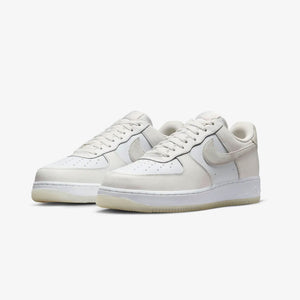 Nike | AIR FORCE 1 '07 LV8 { WHITE/PHANTOM-SUMMIT WHITE