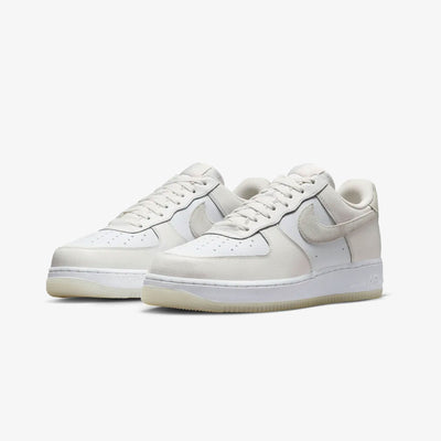 Nike | AIR FORCE 1 '07 LV8 { WHITE/PHANTOM-SUMMIT WHITE