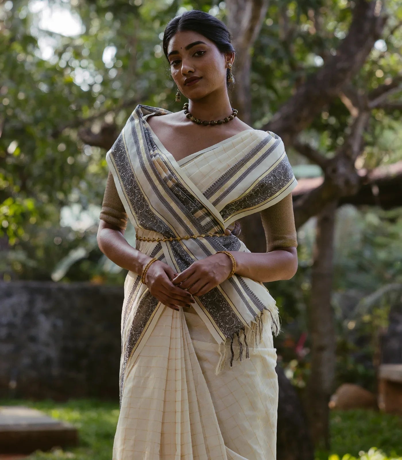 Cream Handloom Silk Cotton Saree With Checks & Contrast Border