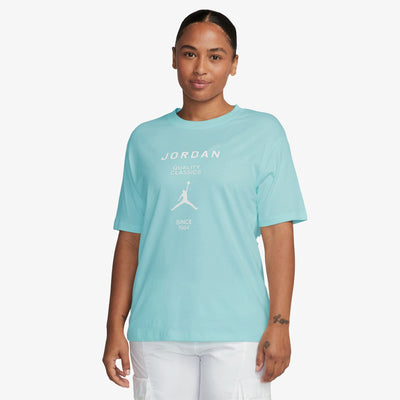JORDAN | GIRLFRIEND T-SHIRT { LIGHT DEW/WHITE