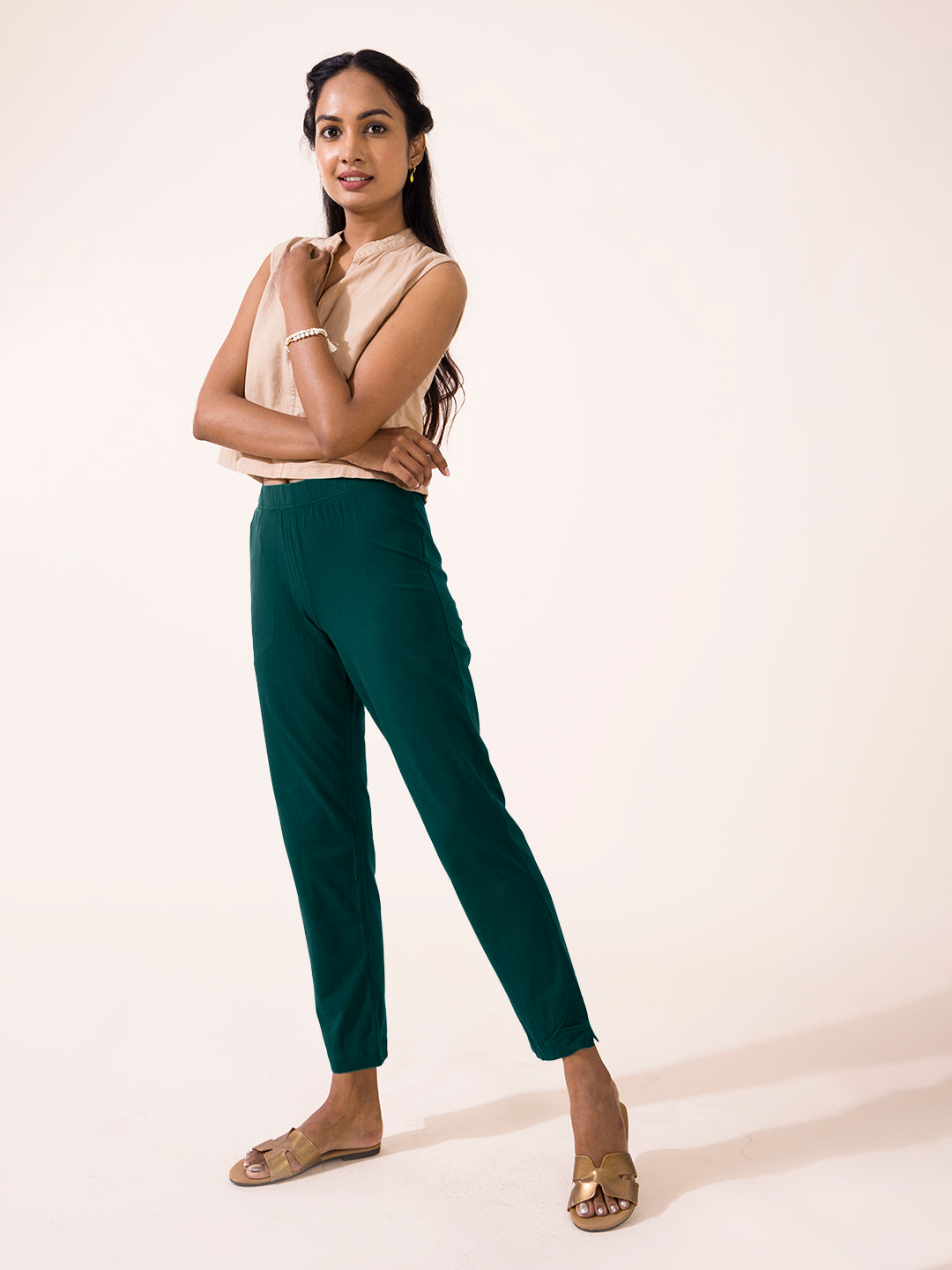 Women Solid Dark Green Cotton Mid Rise Kurti Pants