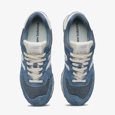 New Balance | 574 { BLUE