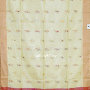 Cream With Pink Flower Motif Handwoven South Soft Silk Saree