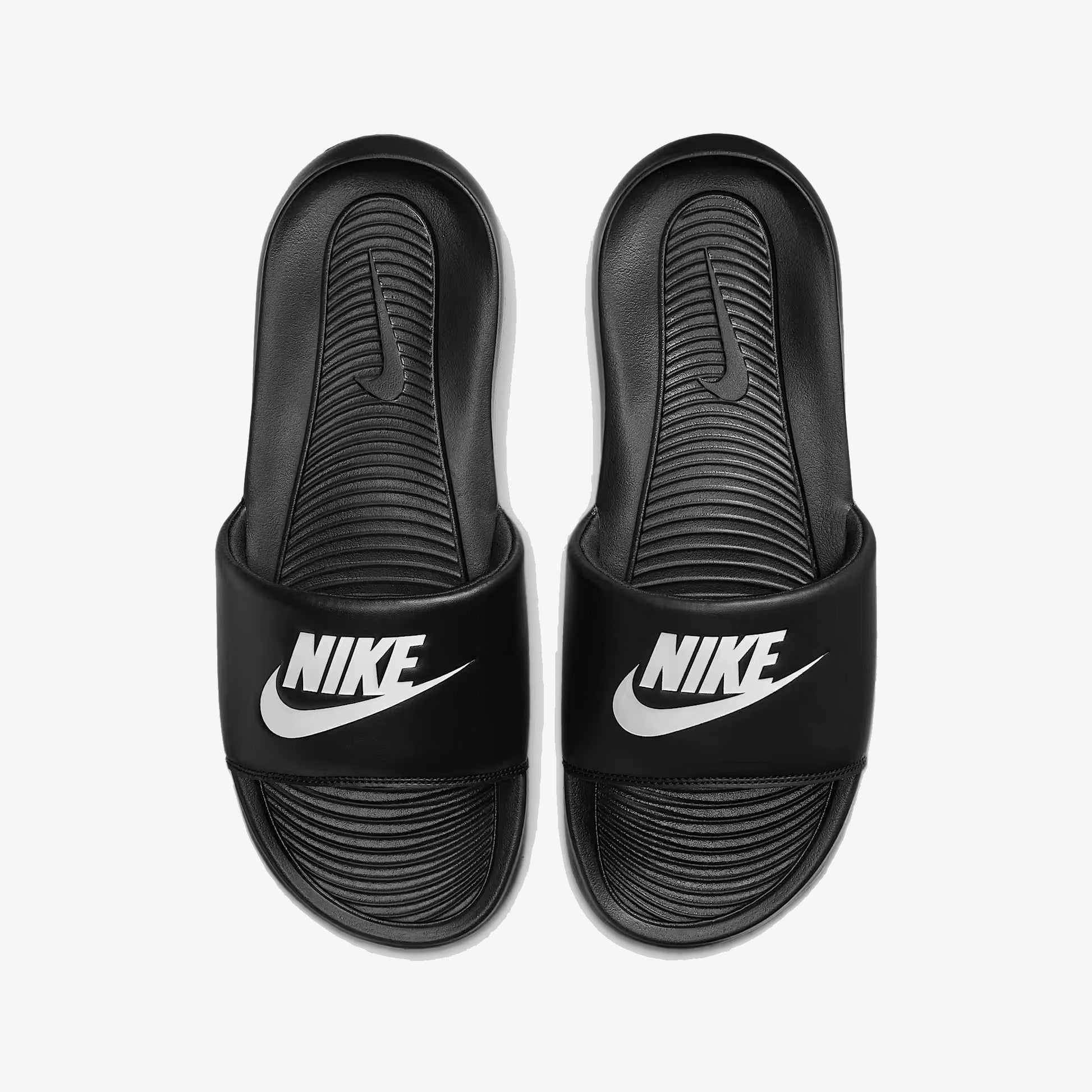 NIKE | VICTORI ONE { BLACK/BLACK-BLACK
