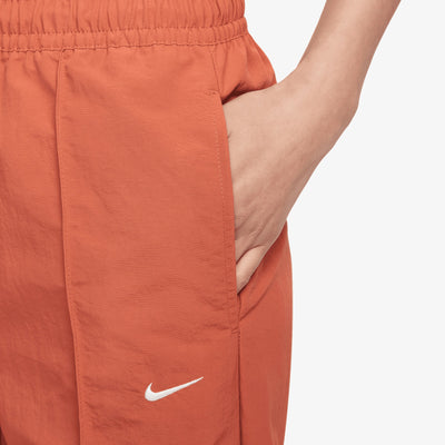 Nike | SPORTSWEAR EVERYTHING WOVENS  { BURNT SUNRISE/SAIL