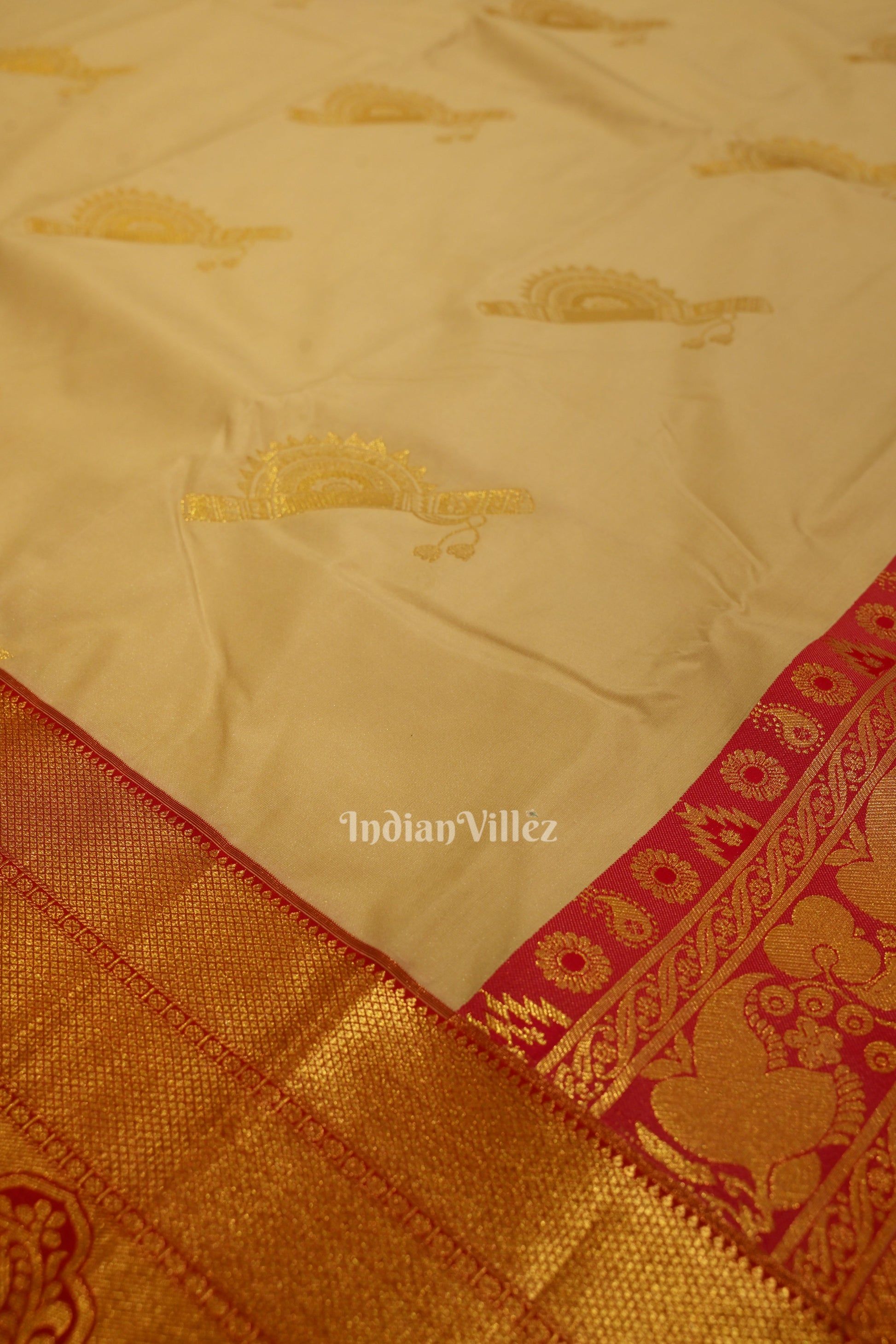 Cream Red Bridal Brocade Kanjivaram Silk Saree