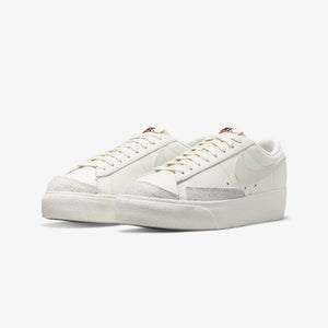 Nike | BLAZER LOW PLATFORM  { SAIL/SAIL-SAIL-BLACK