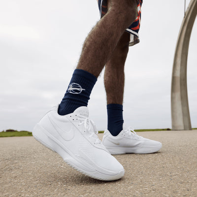 NIKE | G.T. HUSTLE ACADEMY EP { WHITE/WHITE-PHOTON DUST