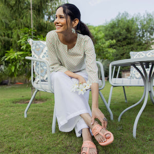 Salmon Peach Solid Kolha Flats