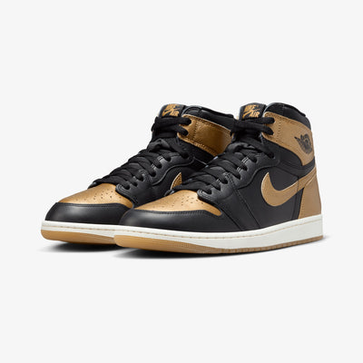 JORDAN | AIR JORDAN 1 RETRO HIGH OG { 