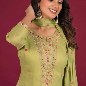 green-floral-embroidered-pure-cotton-salwar-suit