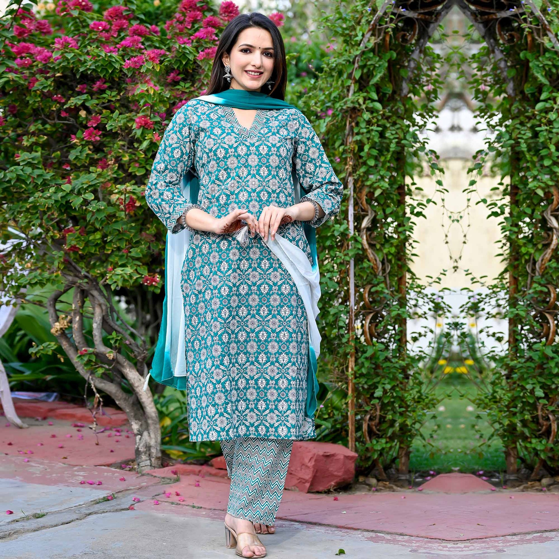 green-floral-printed-pure-cotton-salwar-suit-1
