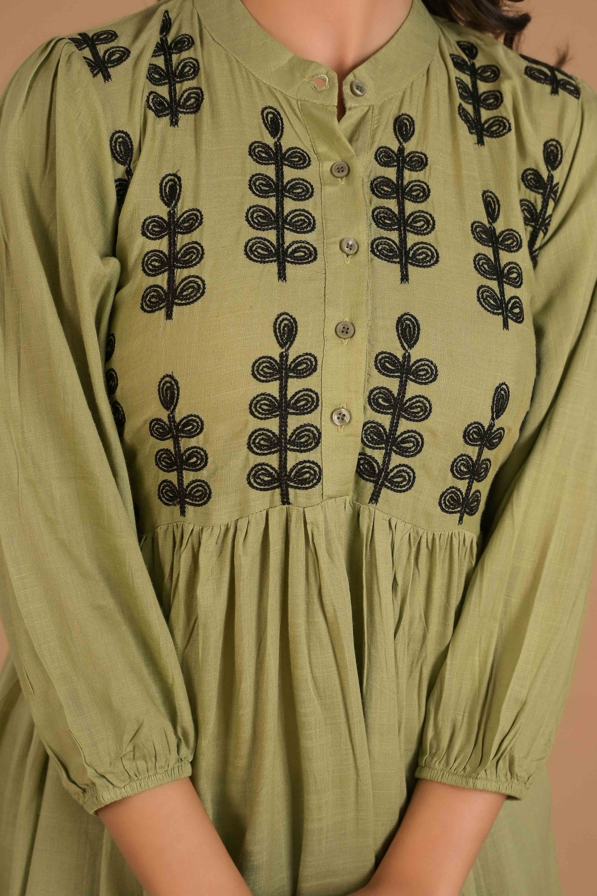 green-embroidered-cotton-slub-top