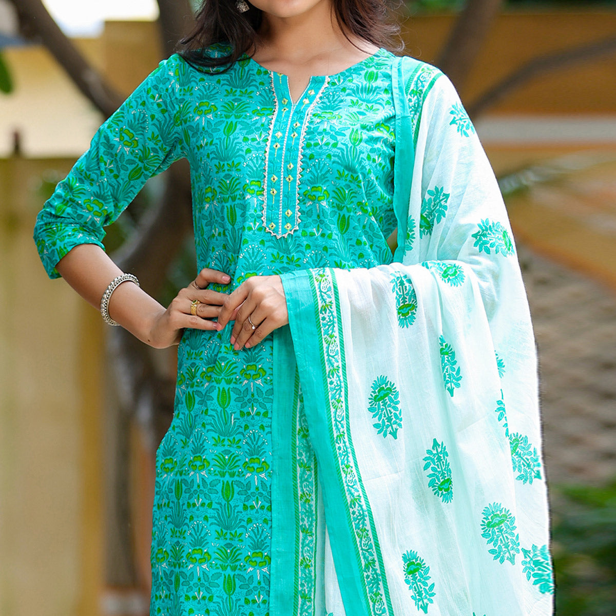 3-green-floral-printed-pure-cotton-salwar-suit