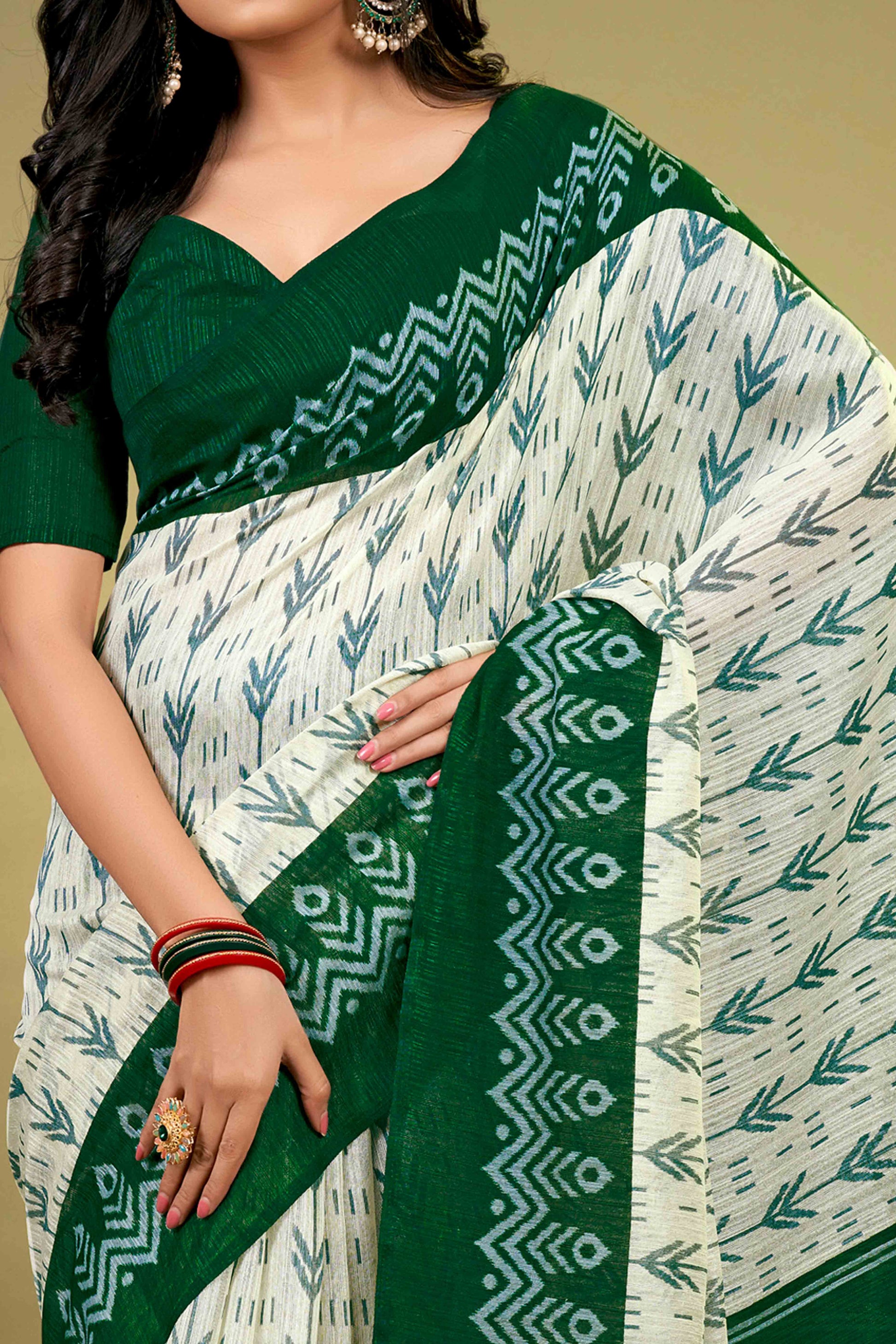 green-ikkat-printed-cotton-slub-saree