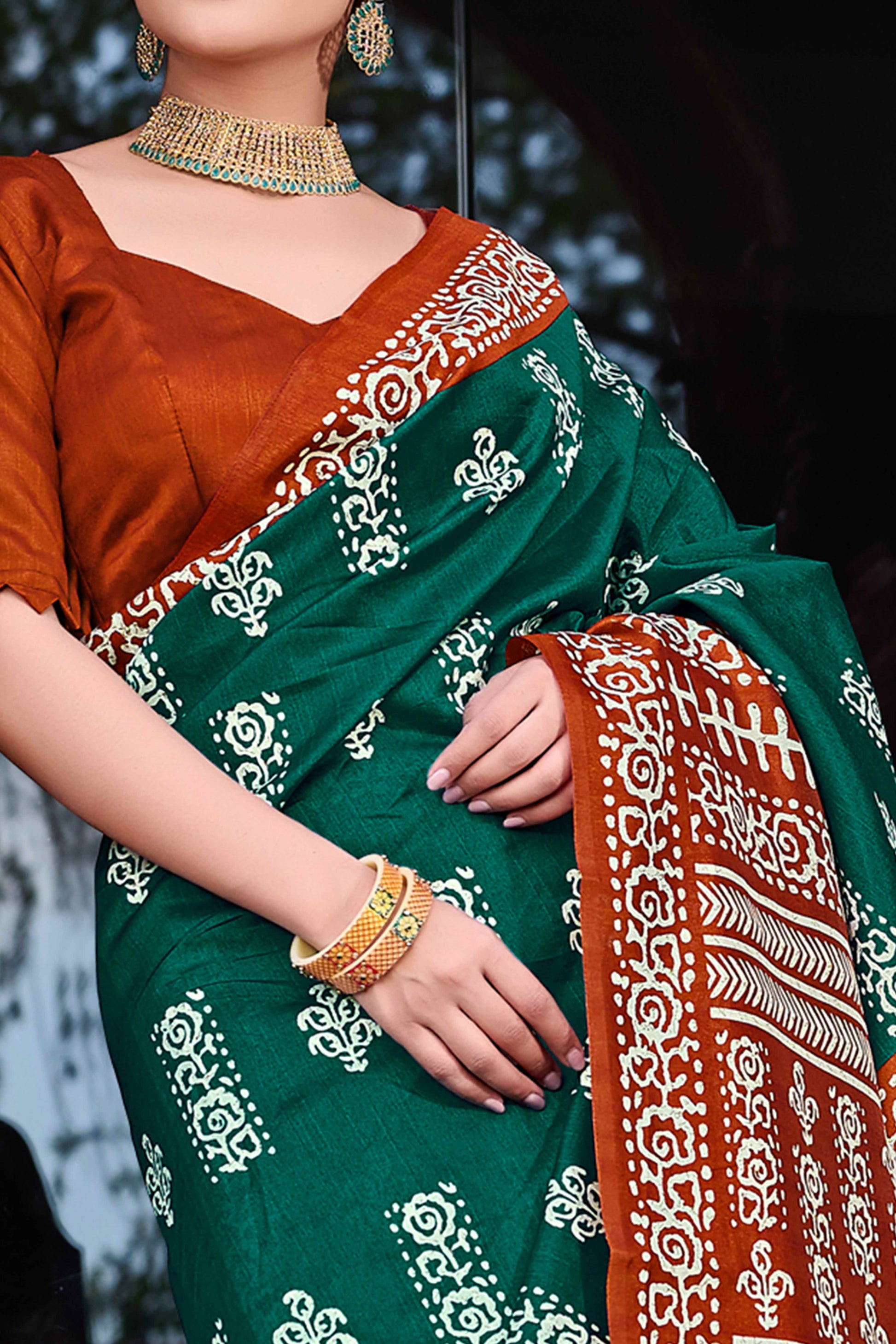 green-rust-printed-bhagalpuri-silk-saree
