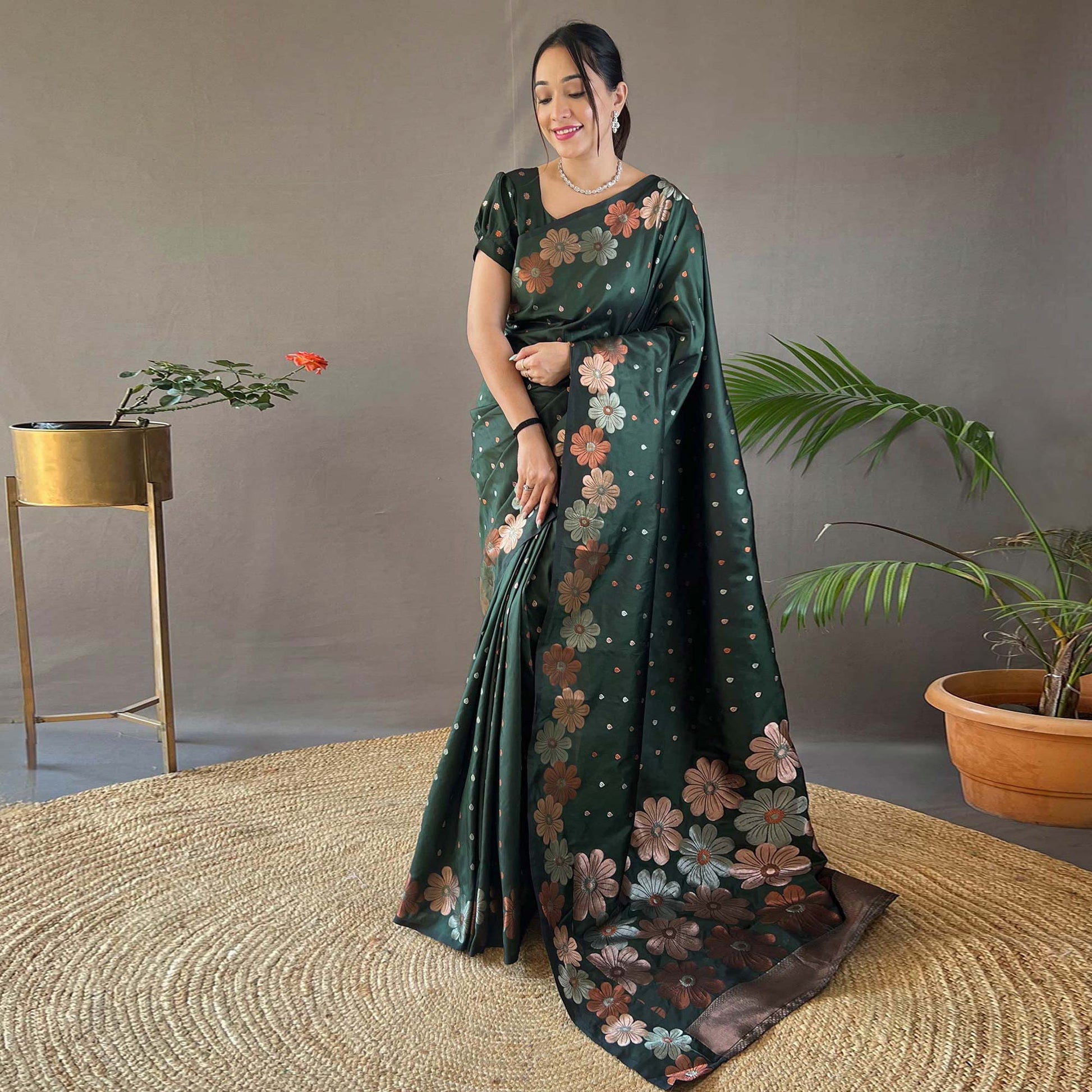 green-floral-zari-woven-pure-silk-saree