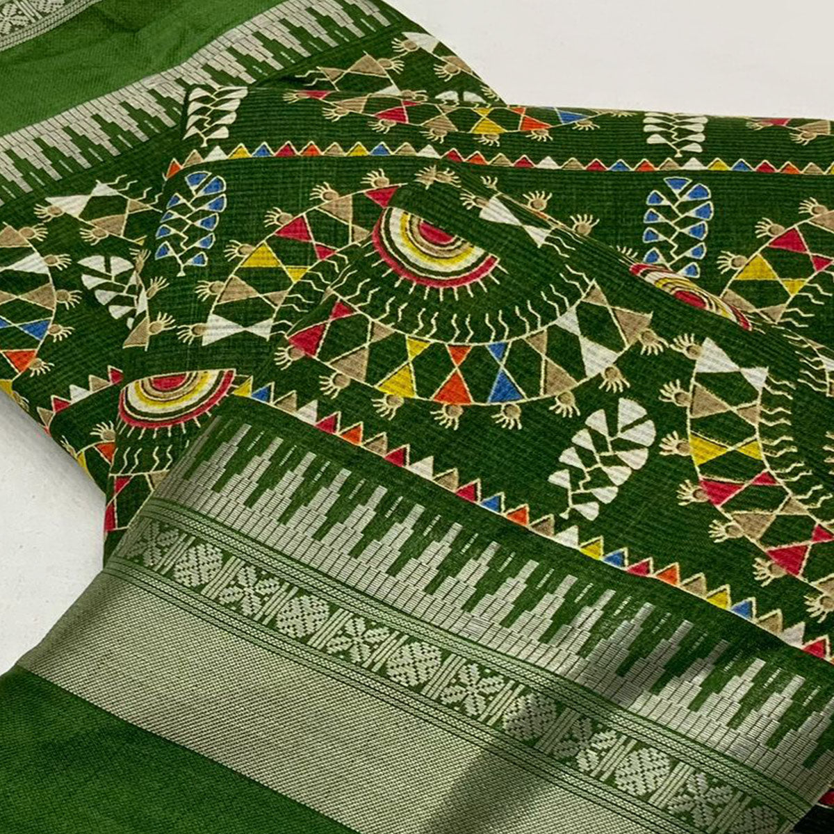 mehndi-green-warli-printed-crepe-saree-with-zari-border
