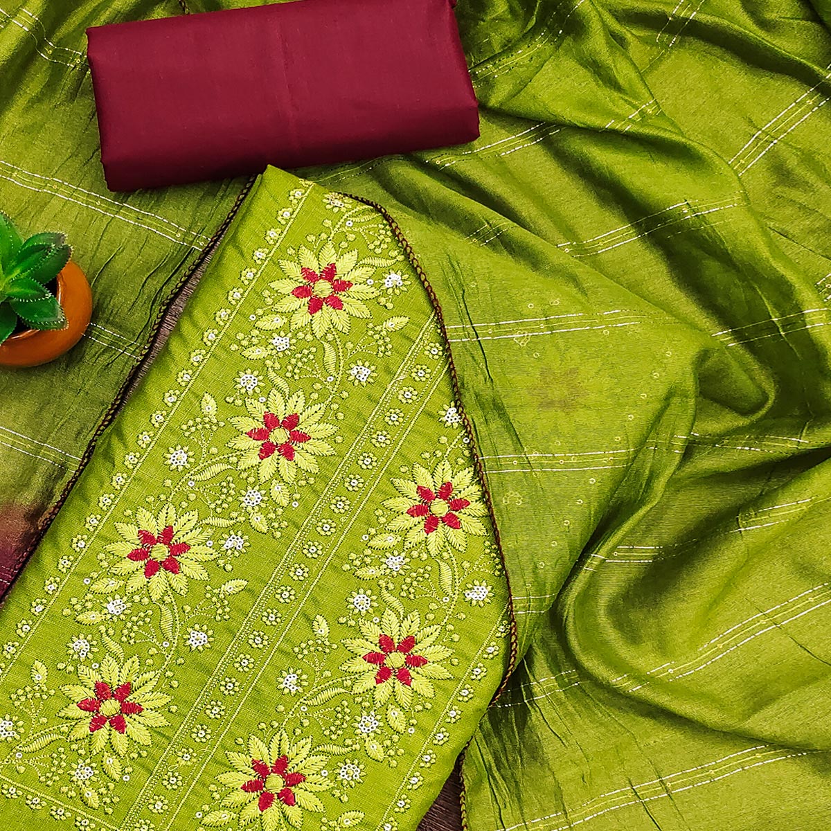 green-floral-sequins-embroidered-slub-cotton-dress-material-4