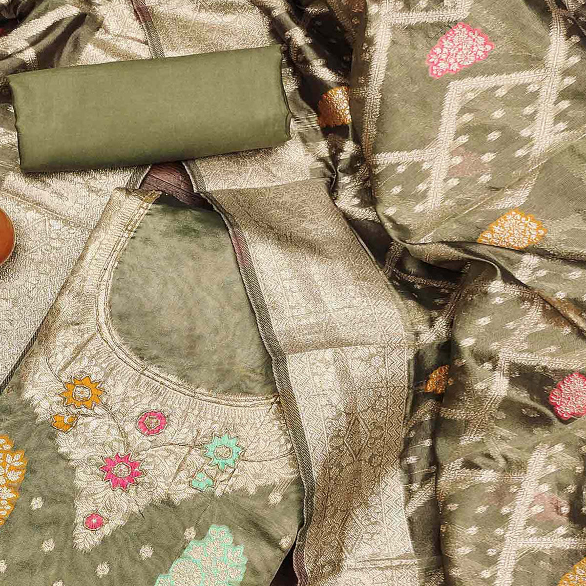 green-floral-woven-jacquard-dress-material-1
