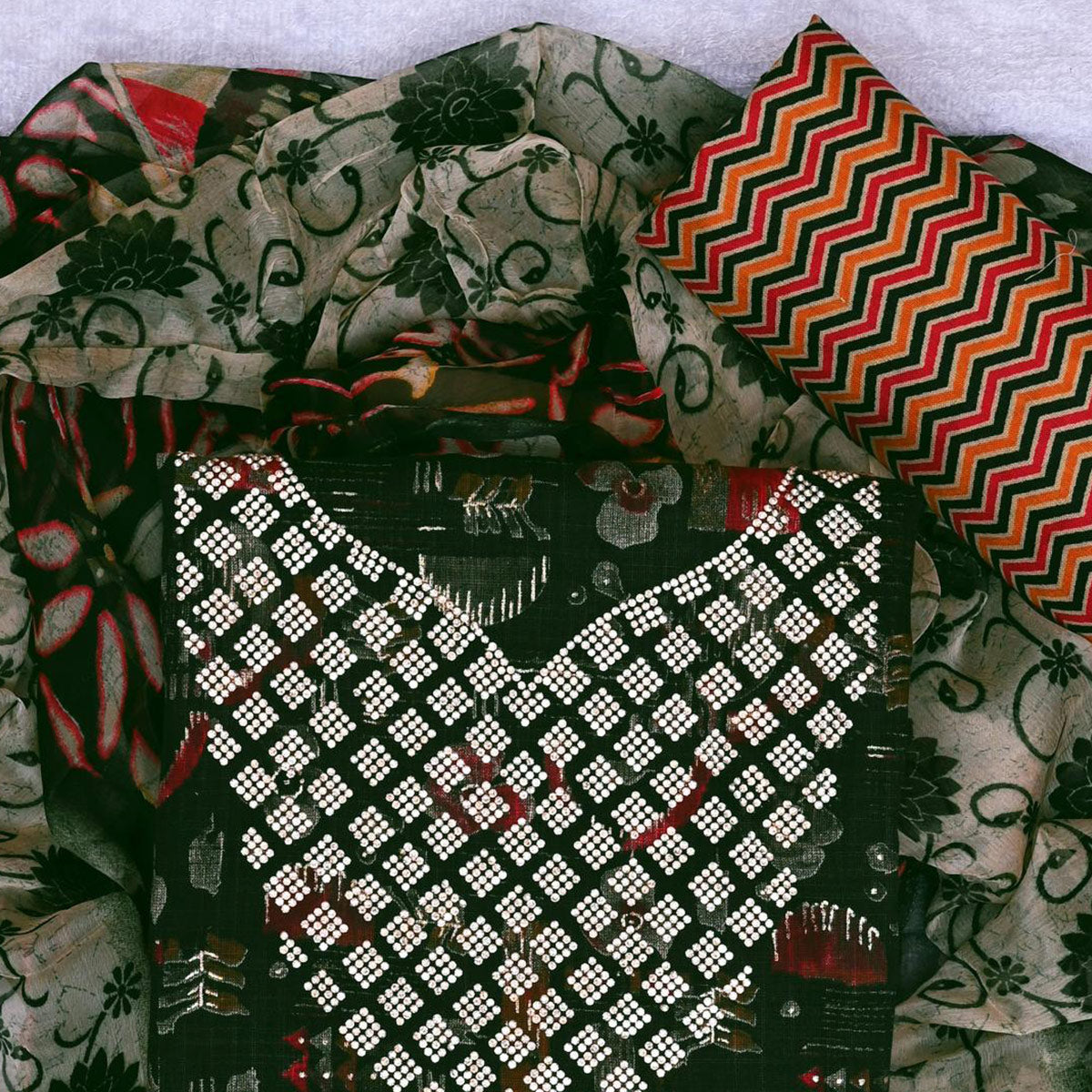 green-floral-printed-with-stone-work-yoke-pure-cotton-dress-material