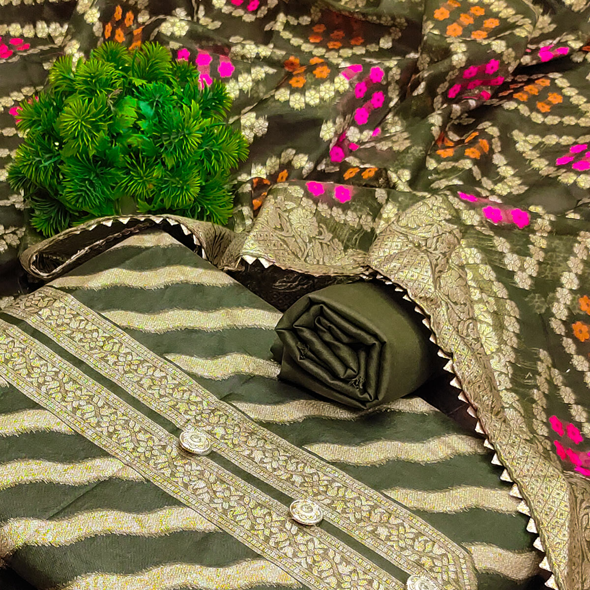 green-woven-jacquard-dress-material-5