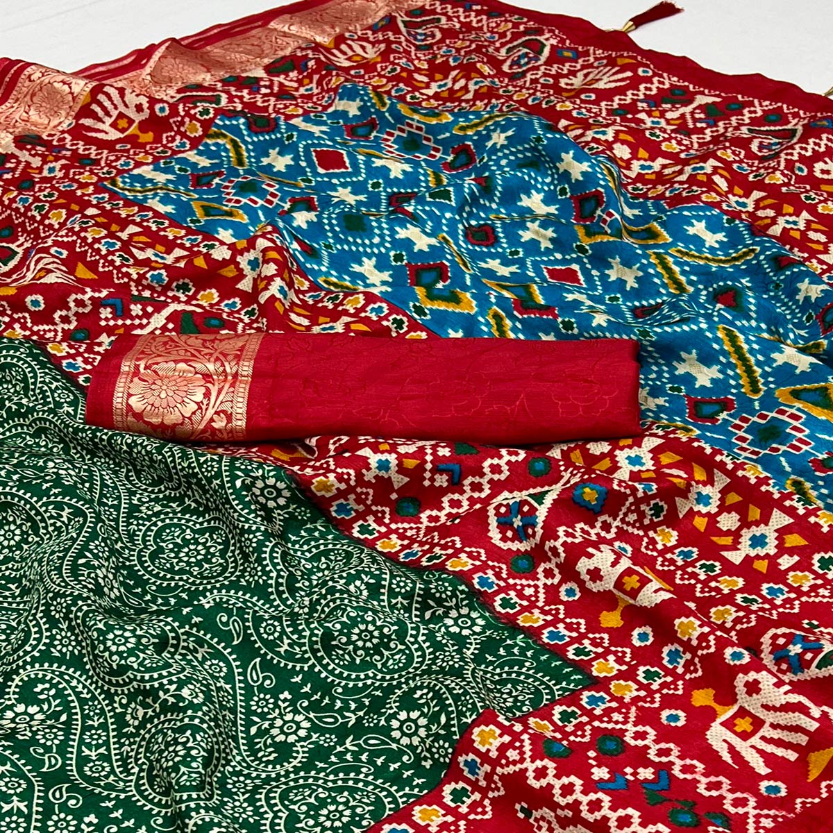 green-red-floral-printed-tussar-silk-saree-with-with-tassels